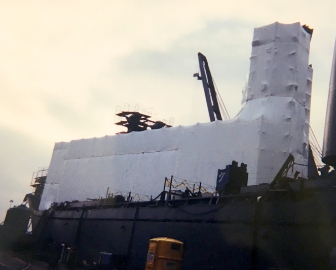 Enclosure Systems for Ships | HippWrap Containment